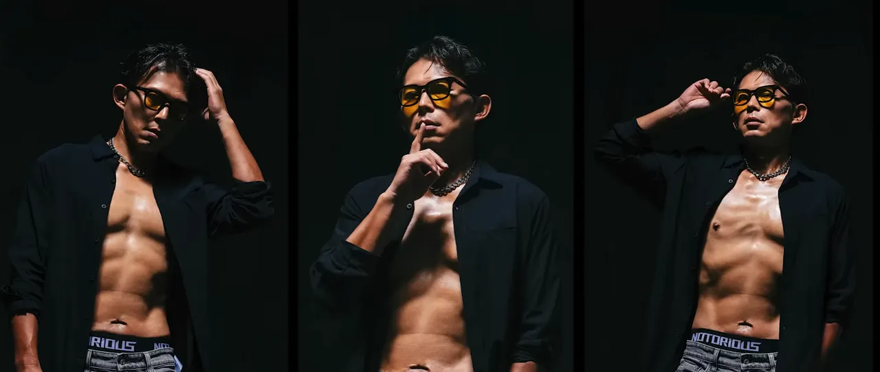 黃國昌猛男照。翻攝自黃國昌YT