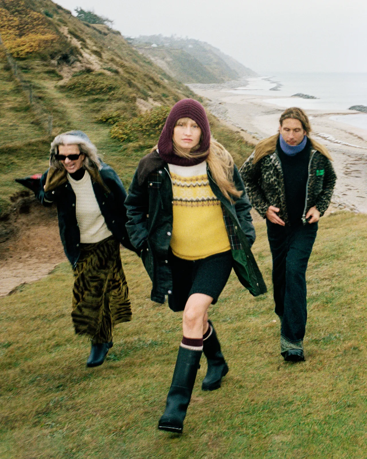 Barbour与GANNI第四度推出联名系列。品牌提供