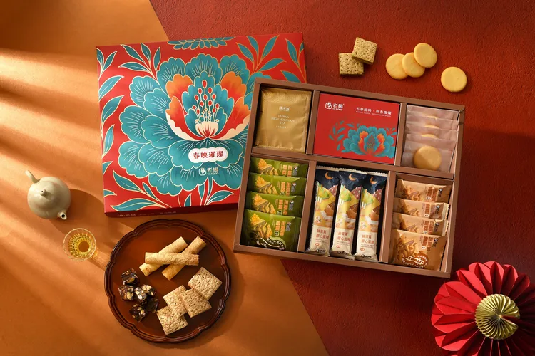 「春映璀璨」象徵春日繁盛的六款人氣小點，將祝福藏入每一口細節。業者提供