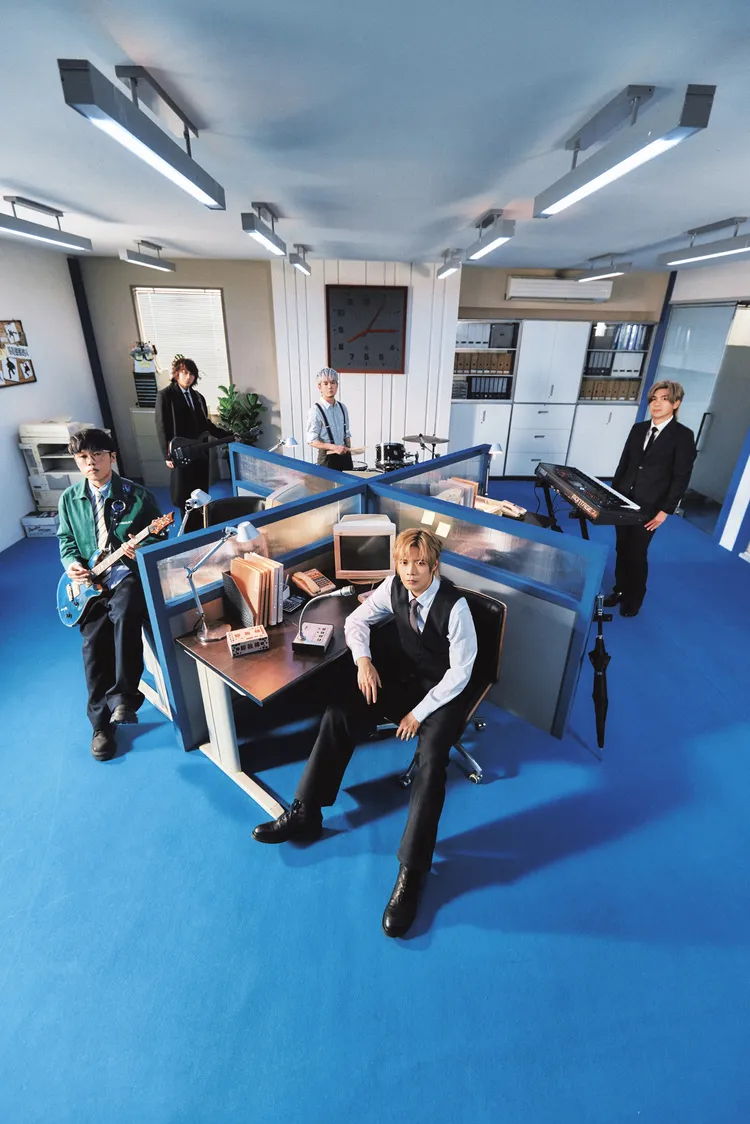 八三夭MV化身NPC，祝女主角「職場打怪」。索尼音樂提供