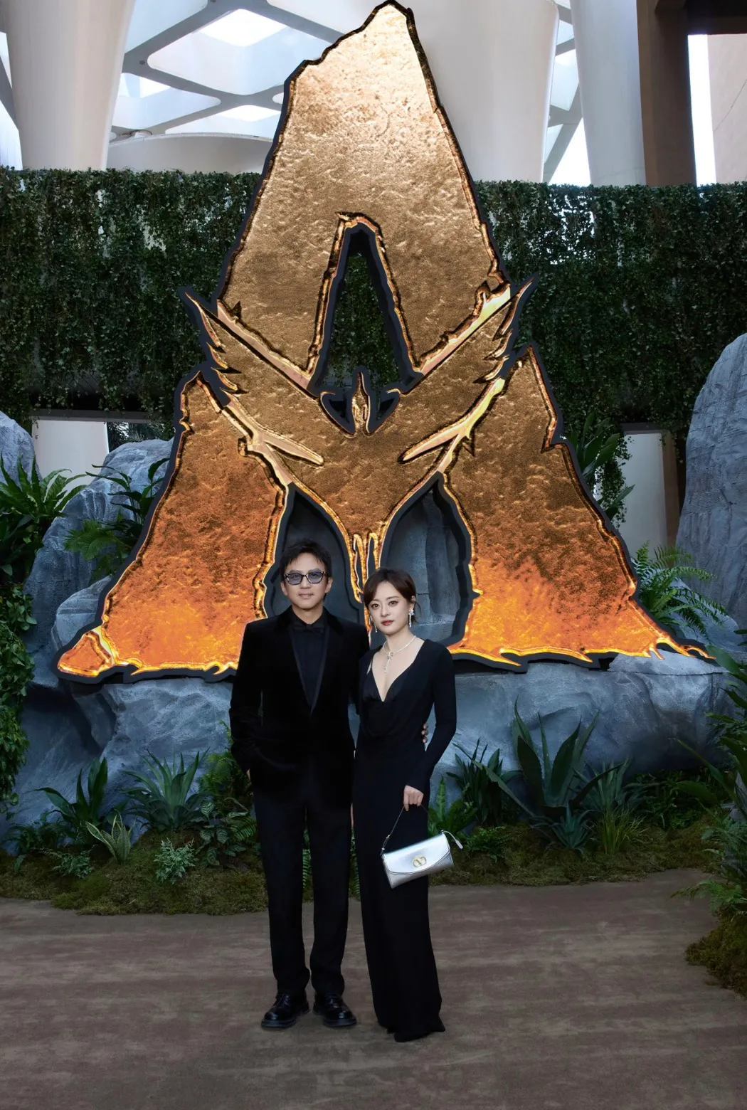 邓超（左）和孙俪为《阿凡达3》主角夫妻档配音。翻摄自海南岛国际电影节官方微博