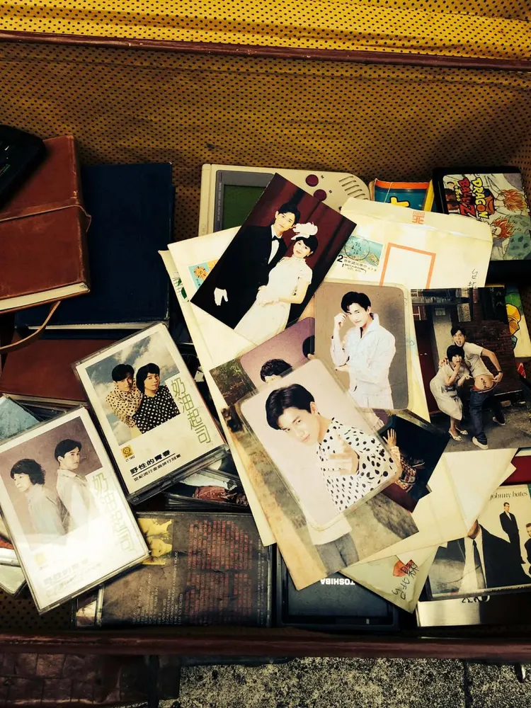 吳慷仁留著和曹西平合作的劇照。翻攝吳慷仁臉書