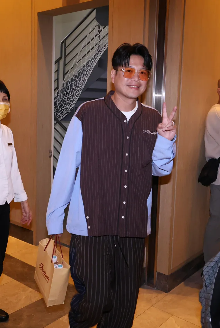 李易。莊宗達攝