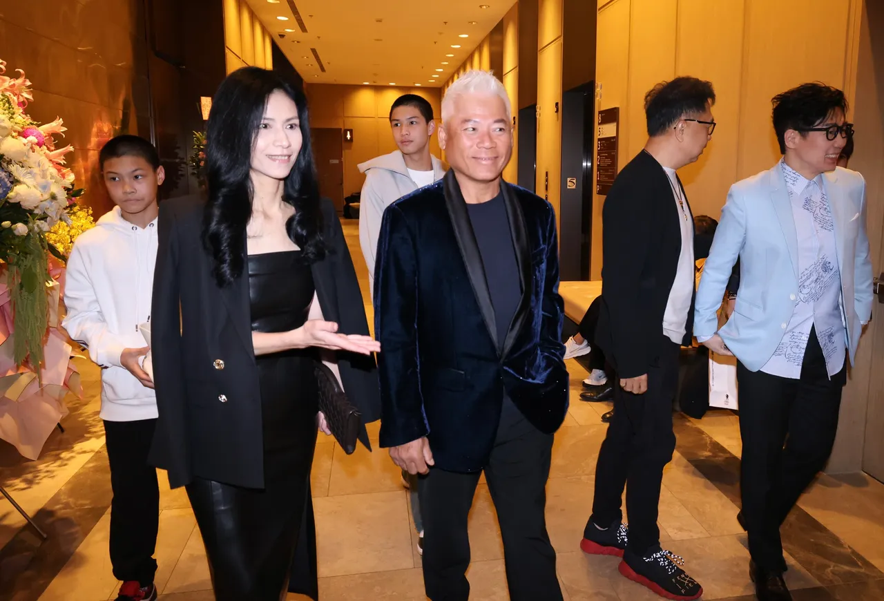 巫启贤。庄宗达摄