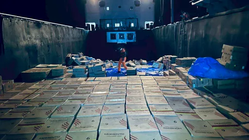 渔船走私101万2150包烟品！市价1亿元　桥检起诉5人