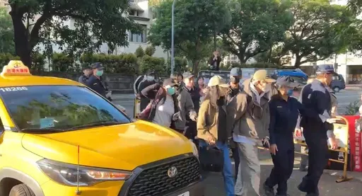 万芳急诊医师还原剀剀急诊真相　体温24度无呼吸心跳！耳后、下体异常伤口　　