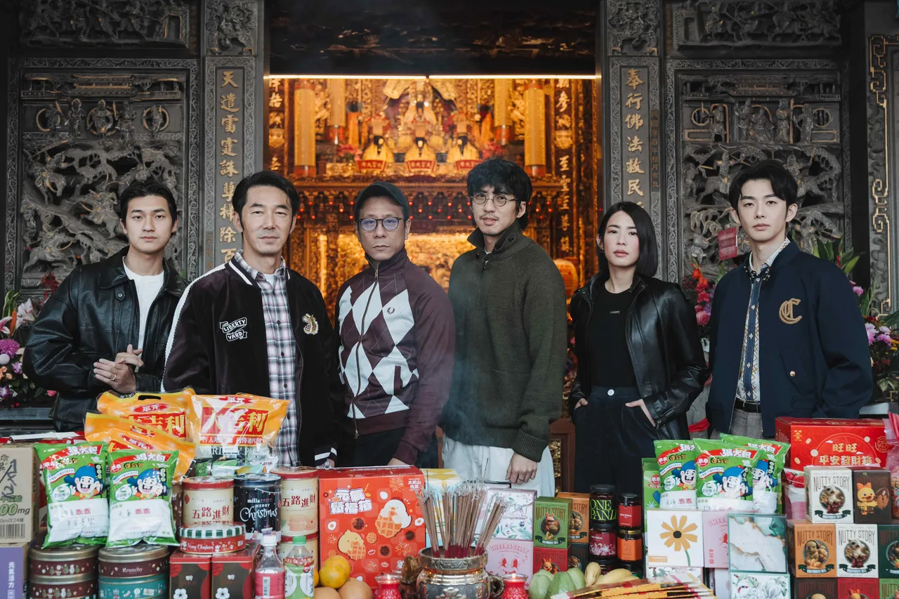 《即刻刺杀》集结台港实力派卡司，裴子齐（左起）、李李仁、朱栢康、傅孟柏林思宇及萧子墨。网银国际影视提供