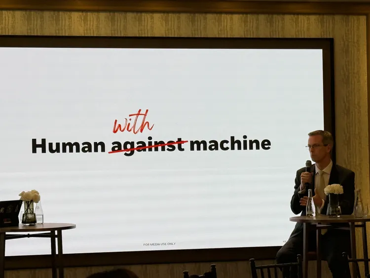 貝萊德系統化投資主動型股票投資團隊資深基金經理Robert Fisher。呂承哲攝