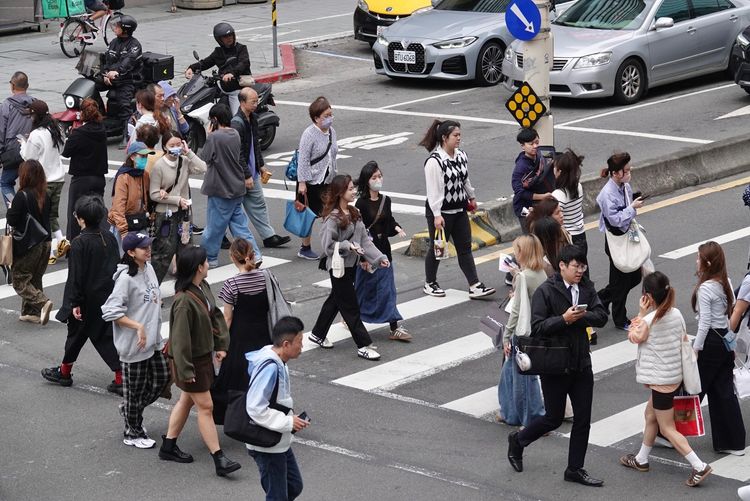 冷爆！西半部下探11℃　台北陽光露臉依舊涼颼颼