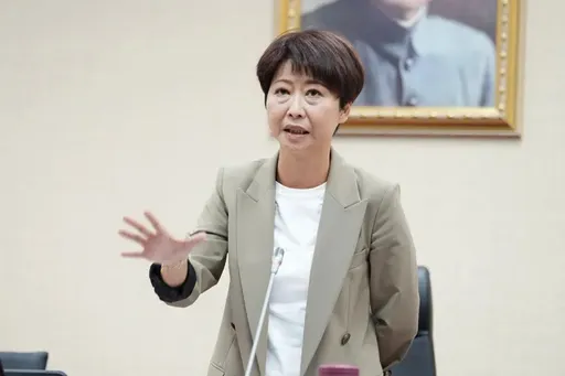 台南市长初选激战！陈亭妃盼成「最大桶箍」：不靠派系、靠民意