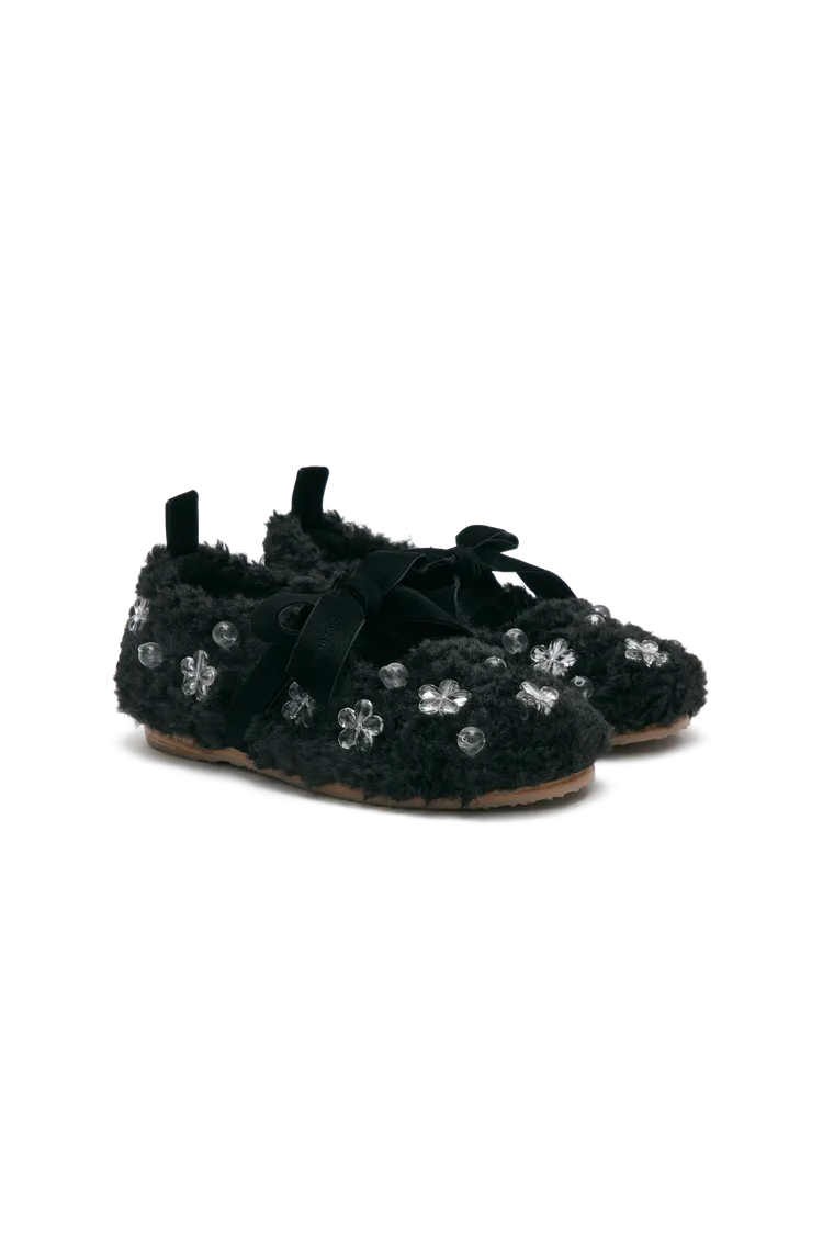 Rockfish Weatherwear x SUSAN FANG FURRY MARYJANE，5680元。品牌提供