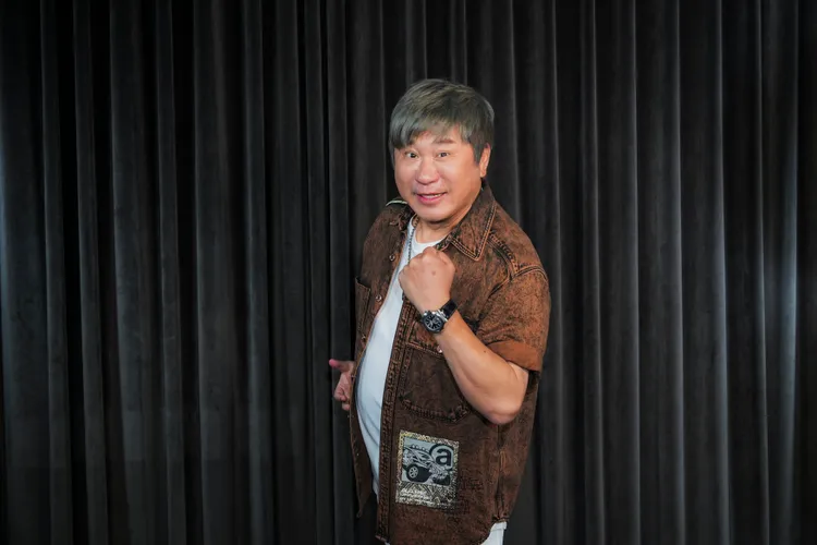 胡瓜号召艺人积极筹办公益演唱会。胡瓜邀集富有爱心的艺人，参与公益演唱会。万星传播提供