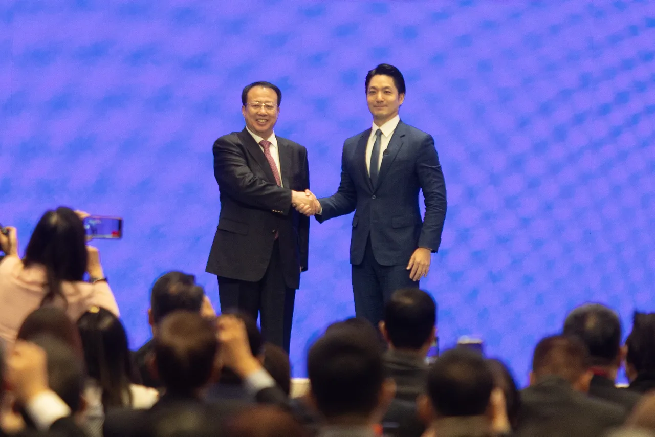 蒋万安赴上海出席双城论坛。北市府提供