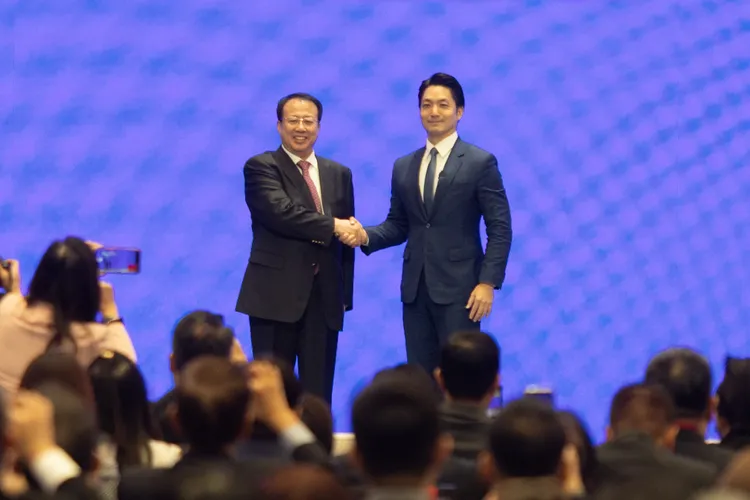 蔣萬安赴上海出席雙城論壇。北市府提供