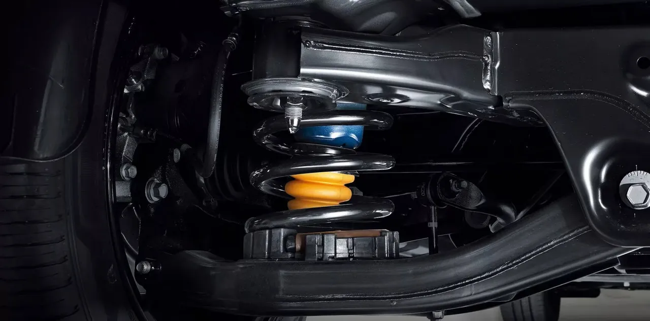 Hyundai小改款Staria也在NVH舒适性上做出进化，透过重新调校悬吊与新增橡胶衬套提升行路质感，整体隔音水准也有所强化。原厂照片