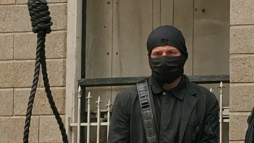 他不能再诈骗了！比鞭刑还严重　这个国家绞死吸金百亿诈欺犯