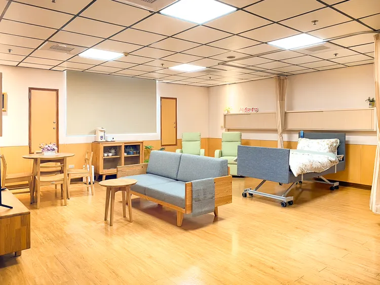 「聖愛之家」空間。翻攝畫面