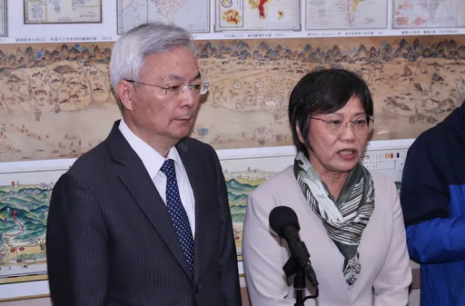 基层员警要自购警棍、防弹背心？黄捷要求警政署盘点到位