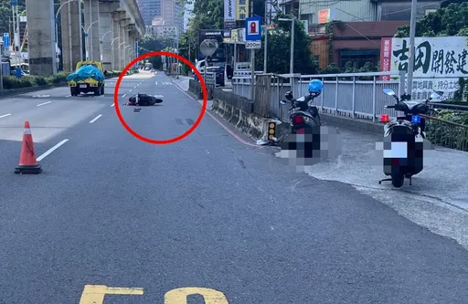 淡水死亡车祸！无照大叔骑车突右转　害女护理师喷飞殒命