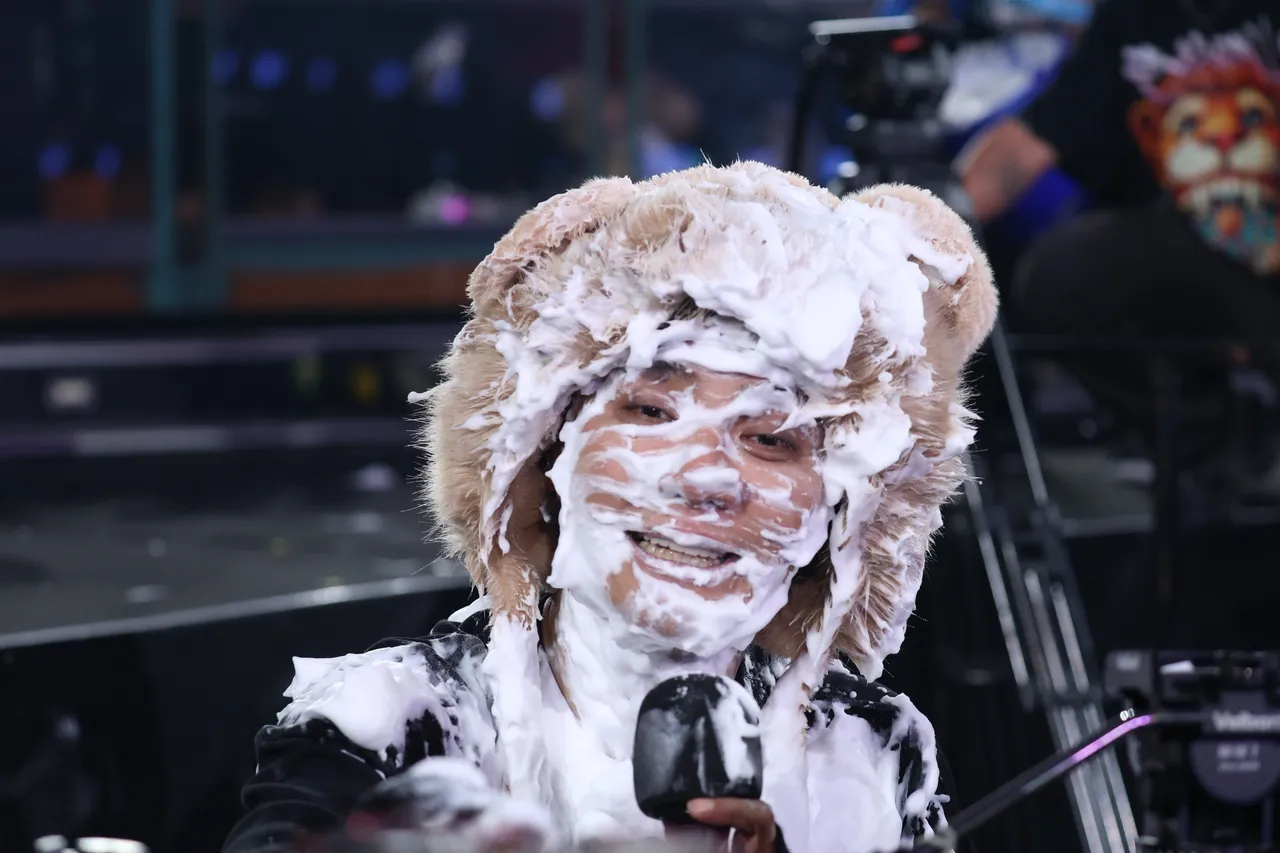 罗志祥玩疯了。庄宗达摄