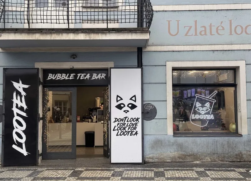位在捷克首都布拉格小城区的手摇饮店Lootea，主打珍珠奶茶系列，自2021年创立，坚持用台湾的原物料制作珍奶。
中央社
