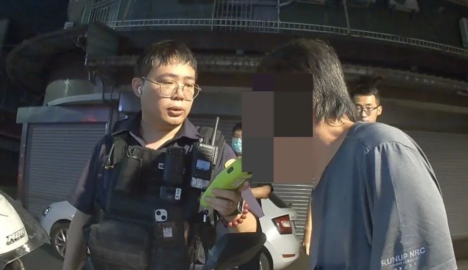 永康警方加强午后酒测，4小时内即成功取缔4件酒驾。翻摄画面