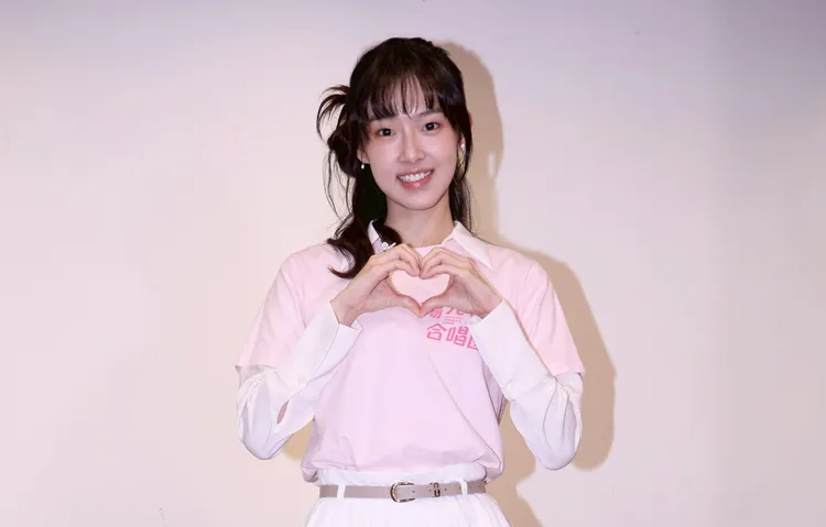 何曼希第一次演戲。莊宗達攝