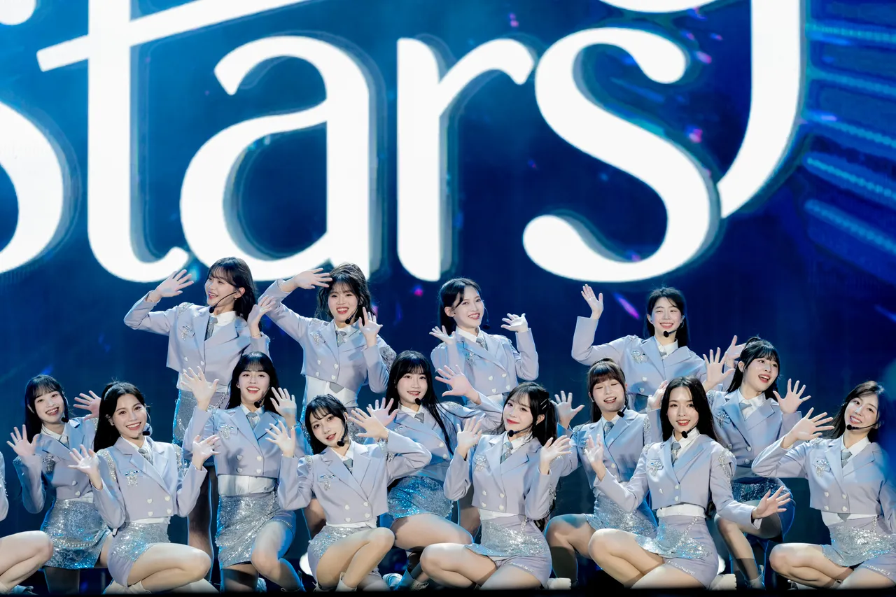 台钢雄鹰啦啦队高雄跨年上阵！安芝儇秀客语　粉丝嗨翻