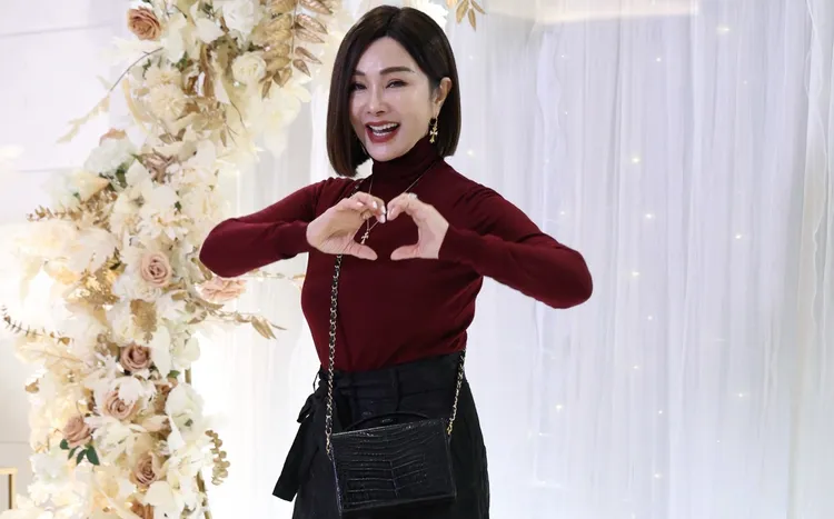 陈美凤喜吱吱出席婚礼。彭欣伟摄