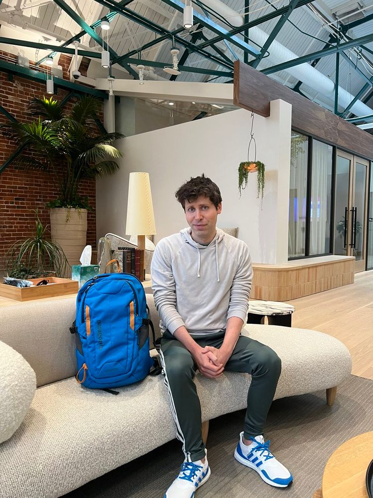 Gemini 不守武德跳級更新 OpenAI執行長急公告「紅色警戒」