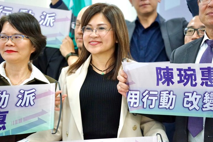 徵召麥玉珍選台中市長?黃國昌:最佳女主角是「她」