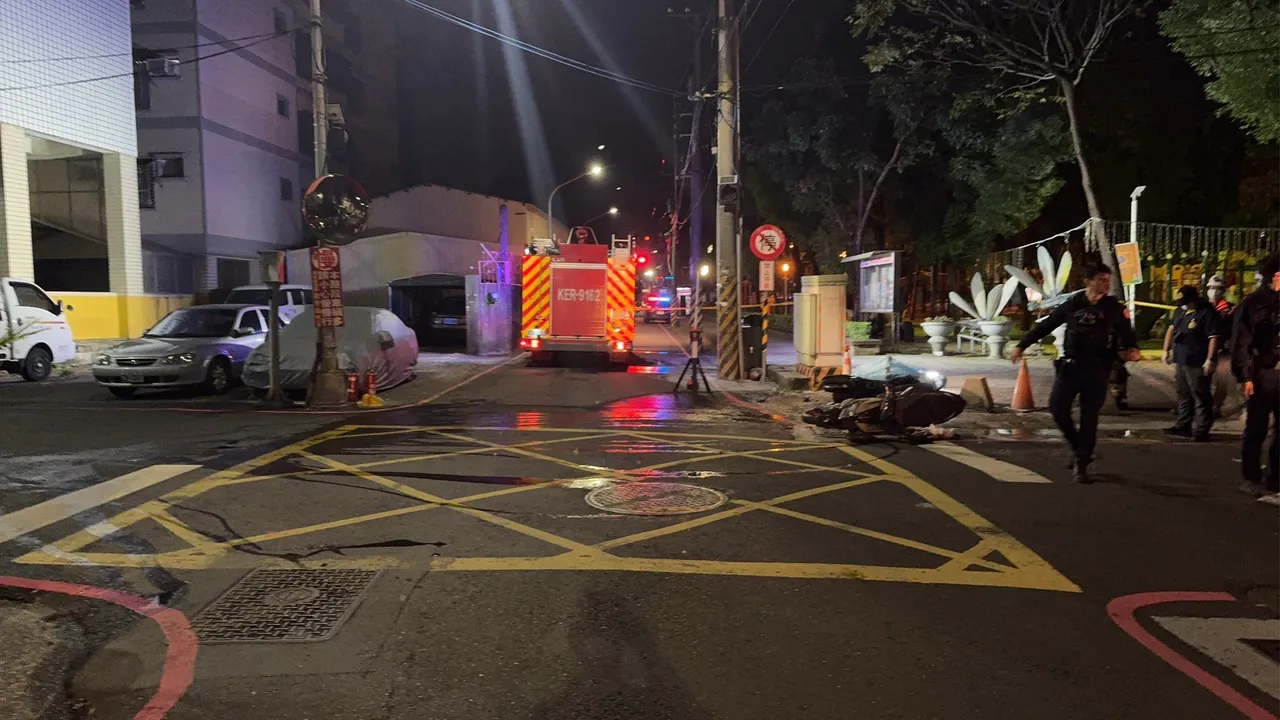 凤山路口机车擦撞！瞬间成火球　骑士伤重不治
