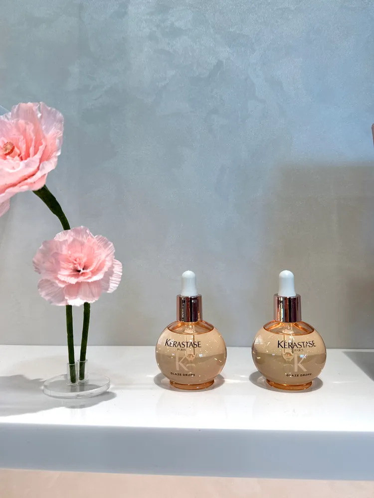 釉光香頌玫瑰護髮精油，45ml／1950元。張家玲攝