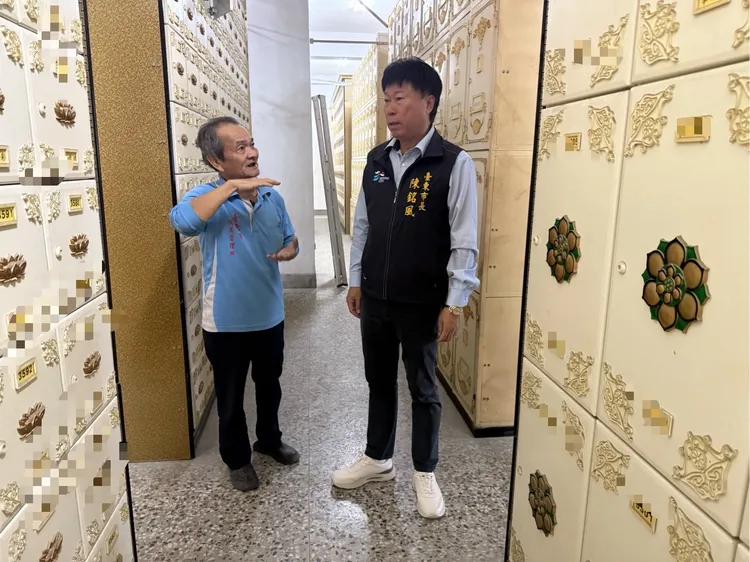 台東市長今早前往巡視地震災情。台東公所提供