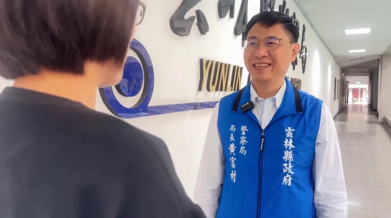 刘丁心妻子全程录影搜证，云县警局局长黄富村也称赞「真勇敢」。民众提供