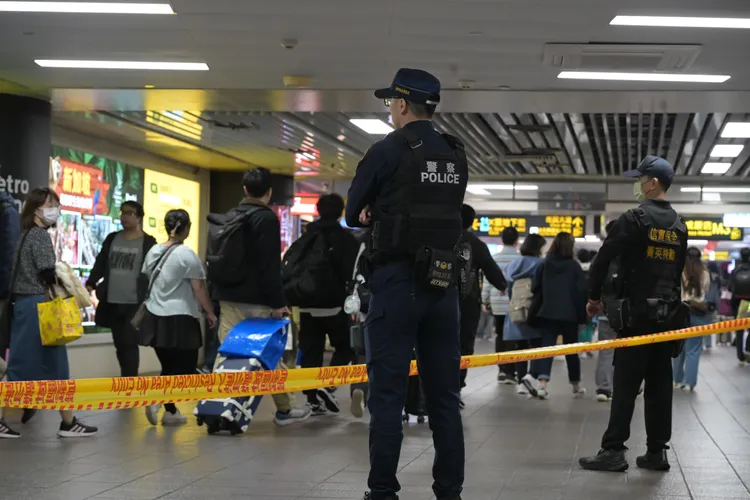 台北捷運發生連續攻擊事件。彭欣偉攝