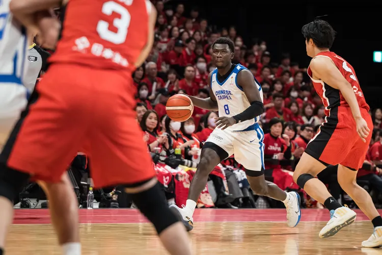 阿巴西今无法上场。 翻摄FIBA官网