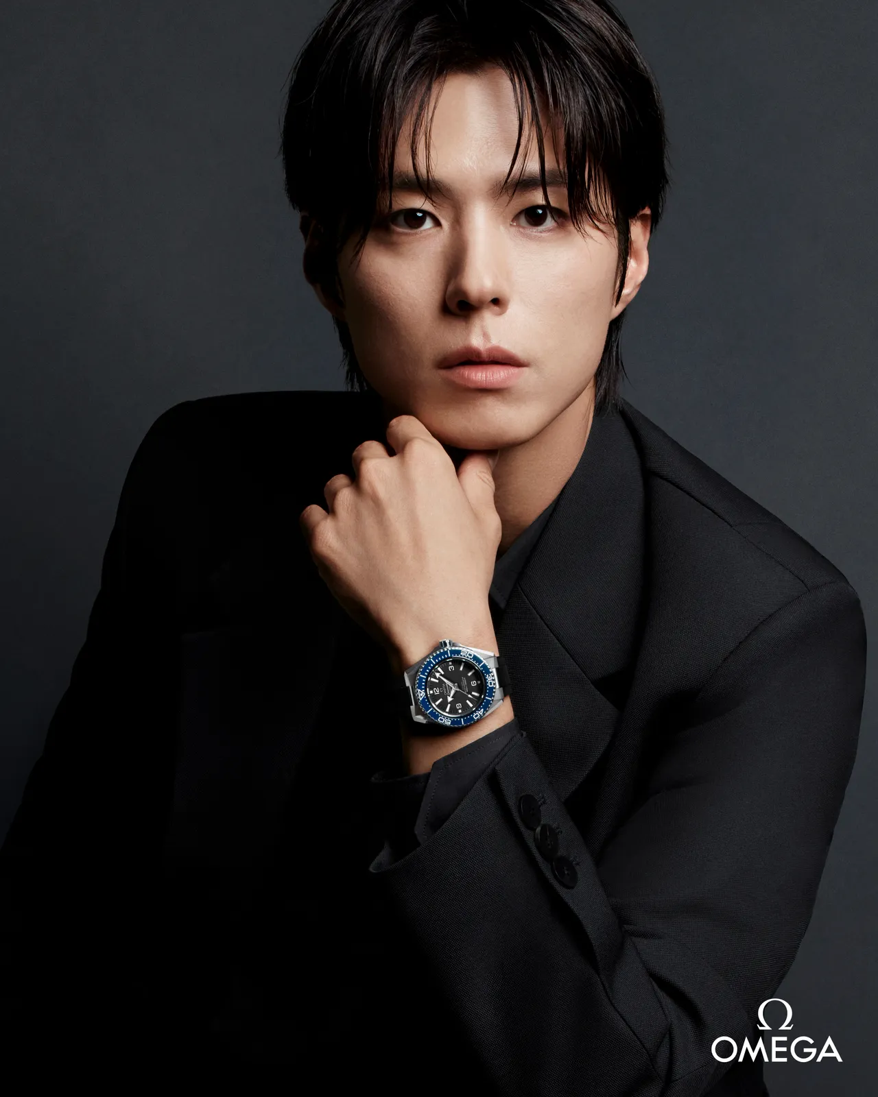 朴宝剑成为OMEGA品牌大使。品牌提供