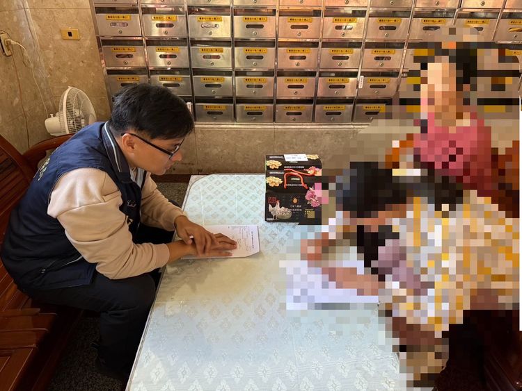 永不放棄!尋獲32名中輟生復學 高市少年隊警郭博文獲頒楷模警察