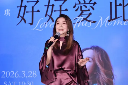 辛晓琪痛失音乐挚友「眼睛哭肿冰敷」 心碎痛喊：怎么会怎么会