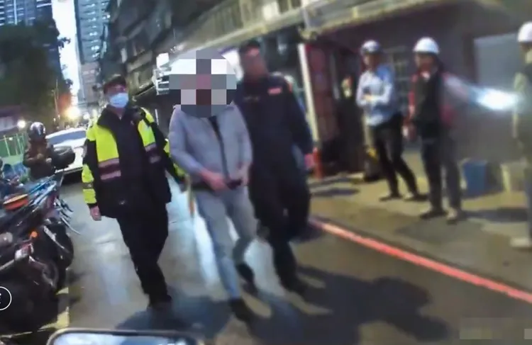 黃嫌去年刑滿出獄，如今又因吸毒闖下大禍。翻攝畫面