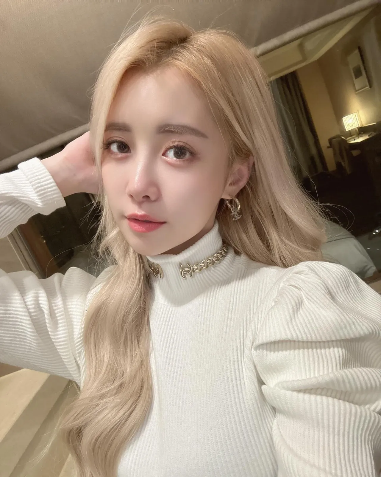 网红「馒头妈」是陈小菁的继女，先前卷入感情风波。翻摄林榆芯脸书