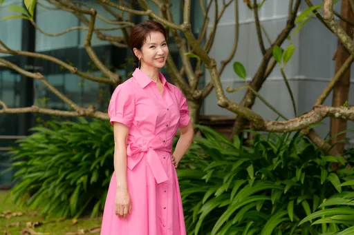 「馒头妈」两度卷当小三感情风波　继母陈小菁吐心声：只能提醒