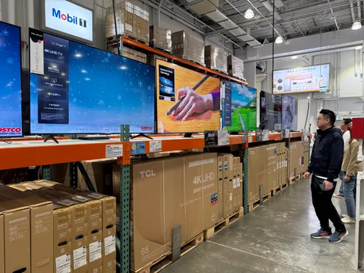 卖场买电视现场没事　载回家安装萤幕却破了　消费者提告求偿结果出炉