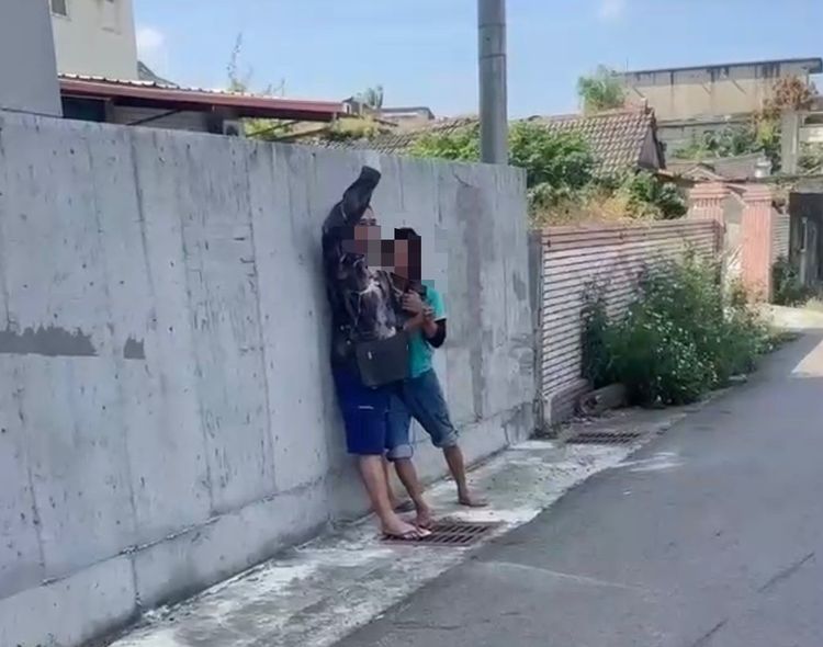 精神恍惚男找鄰居麻煩 拖下車拿菜刀就砍 殺人未遂遭羈押