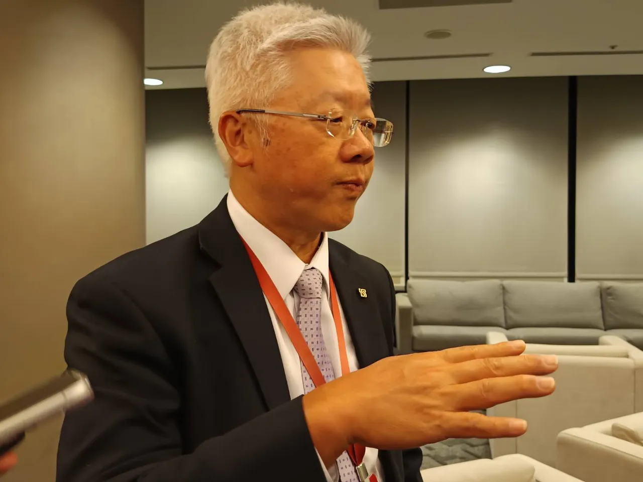 台新新光金控昨晚(5日)举办圣诞点灯活动，会后台新新光金控总经理林维俊受访。许丽珍摄