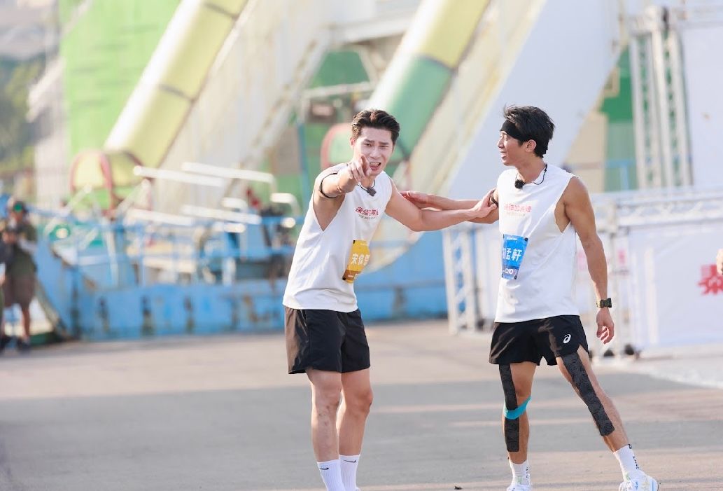 最強演員組合!宋偉恩慘被隊友海放 傻眼喊話:怎麼沒等我