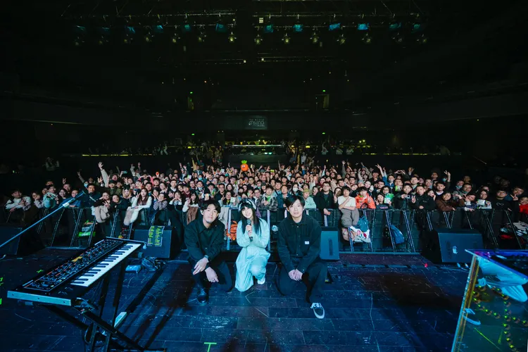 白安「路邊野餐」巡演上海場。相信音樂提供