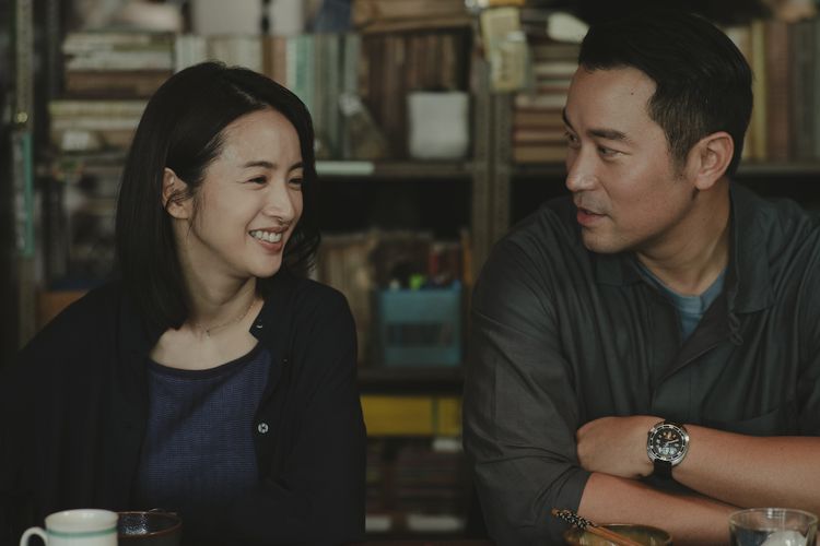 張孝全圖書館邂逅林依晨 偷瞄對方靠書寫聲曖昧傳情