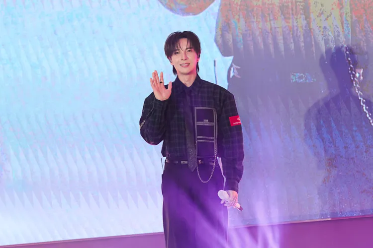 陳勢安日前商演，透露行程滿檔忙到月休7天。DJB提供